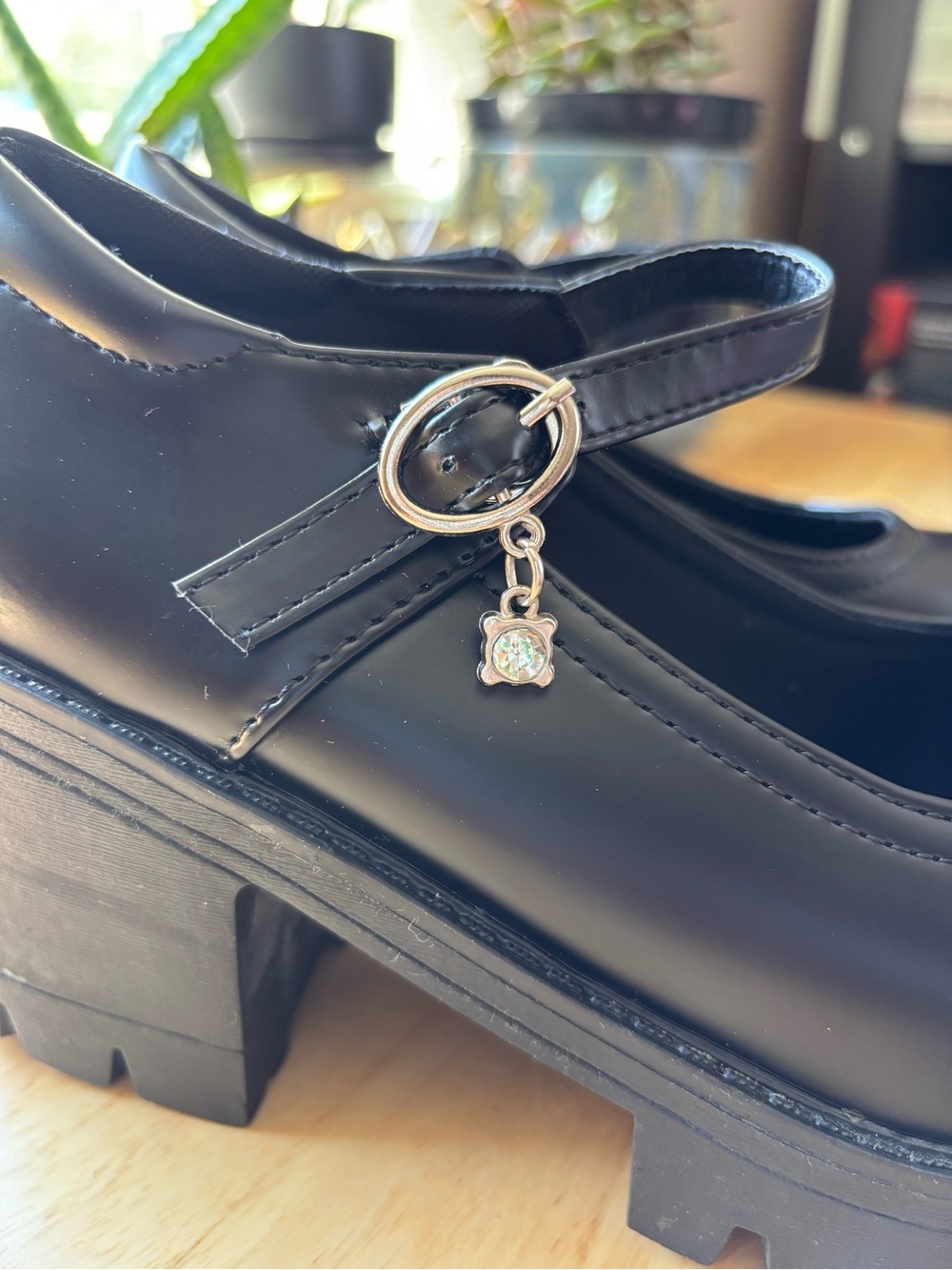 NWOT Black Mary Jane Platform Heels with Charm - Picture 3 of 7